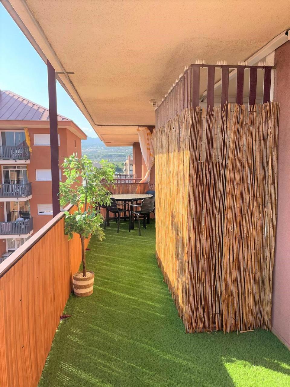 شقة Apartamento Con Piscina Y Gran Terraza Con Vistas - Muy Cerca De La Playa, El Centro Y La Estacion فيلاسار دي مار المظهر الخارجي الصورة